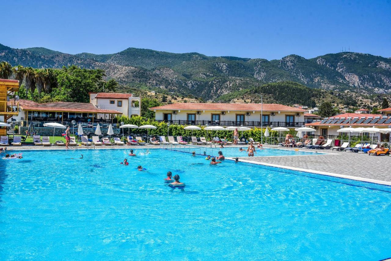 Riverside Garden Resort & Suna'S Beach Club Krini Екстериор снимка