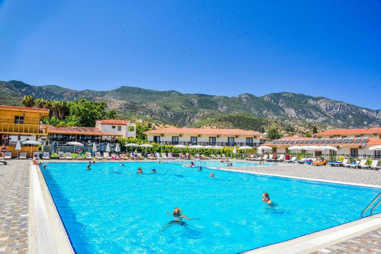Riverside Garden Resort & Suna'S Beach Club Krini Екстериор снимка