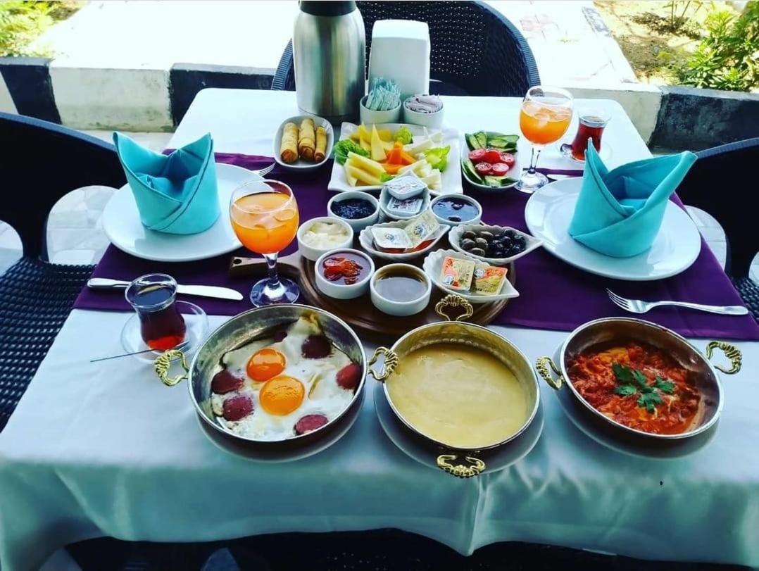 Riverside Garden Resort & Suna'S Beach Club Krini Екстериор снимка
